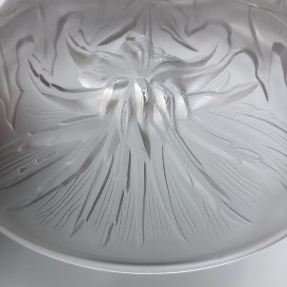 vintage frosted glass footed round bowl thistle console bowl AS IS small chips - Picture 10 of 15